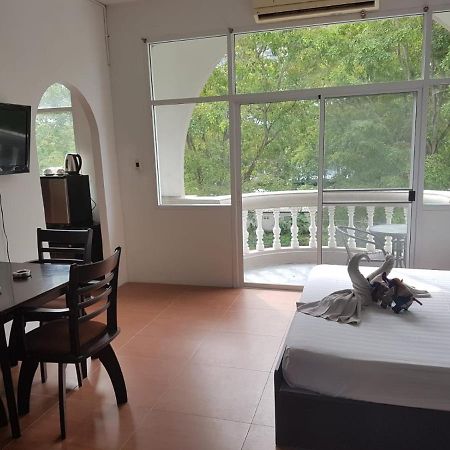 Doubleshot Guesthouse Jomtien Pattaya Zewnętrze zdjęcie