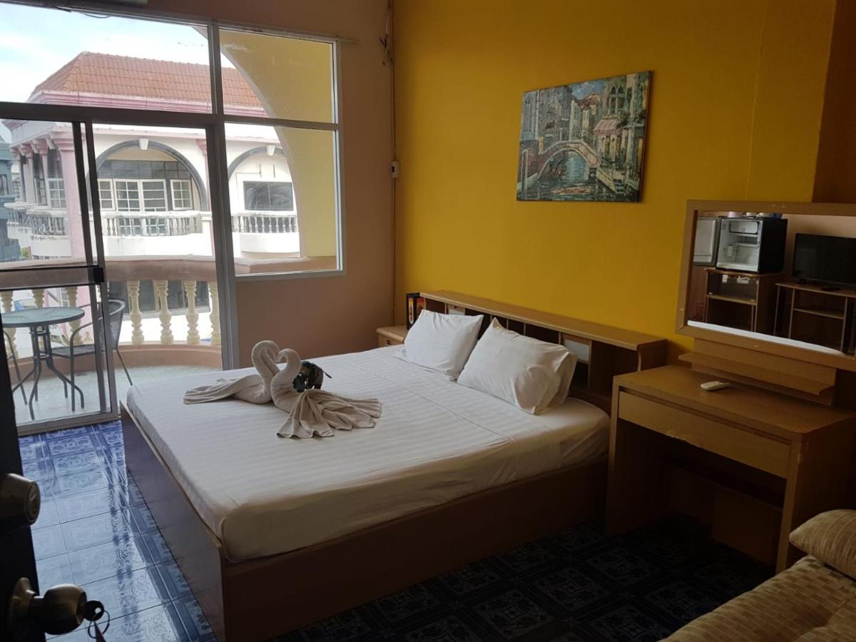 Doubleshot Guesthouse Jomtien Pattaya Zewnętrze zdjęcie